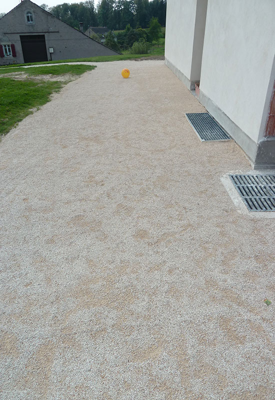 barbaux batiment maçonnerie-paysagère enrobé groise