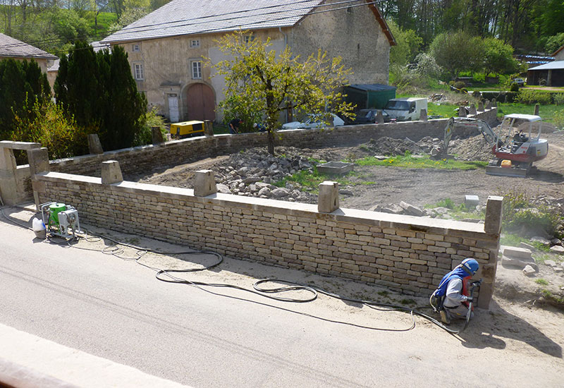 barbaux batiment renovation maconnerie moellons