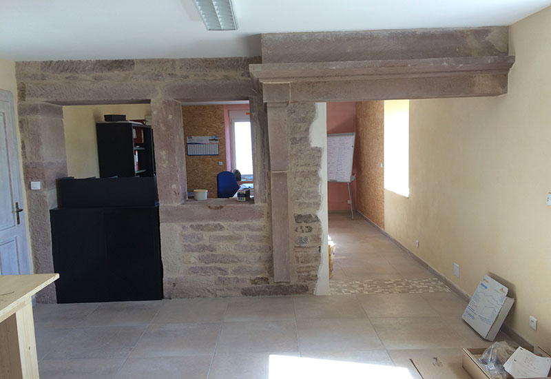 barbaux batiment renovation ouverture encadrement